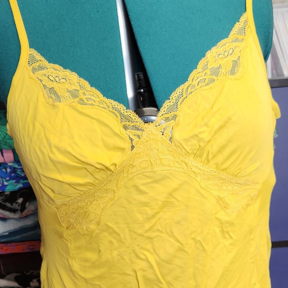 Yellow Dolce & Gabbana camisole in excellent condition, size XL